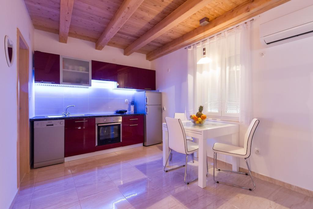 Apartments Vica Шибеник Номер фото